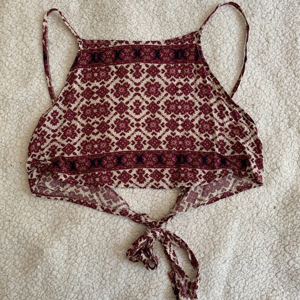 brandy melville crop top!